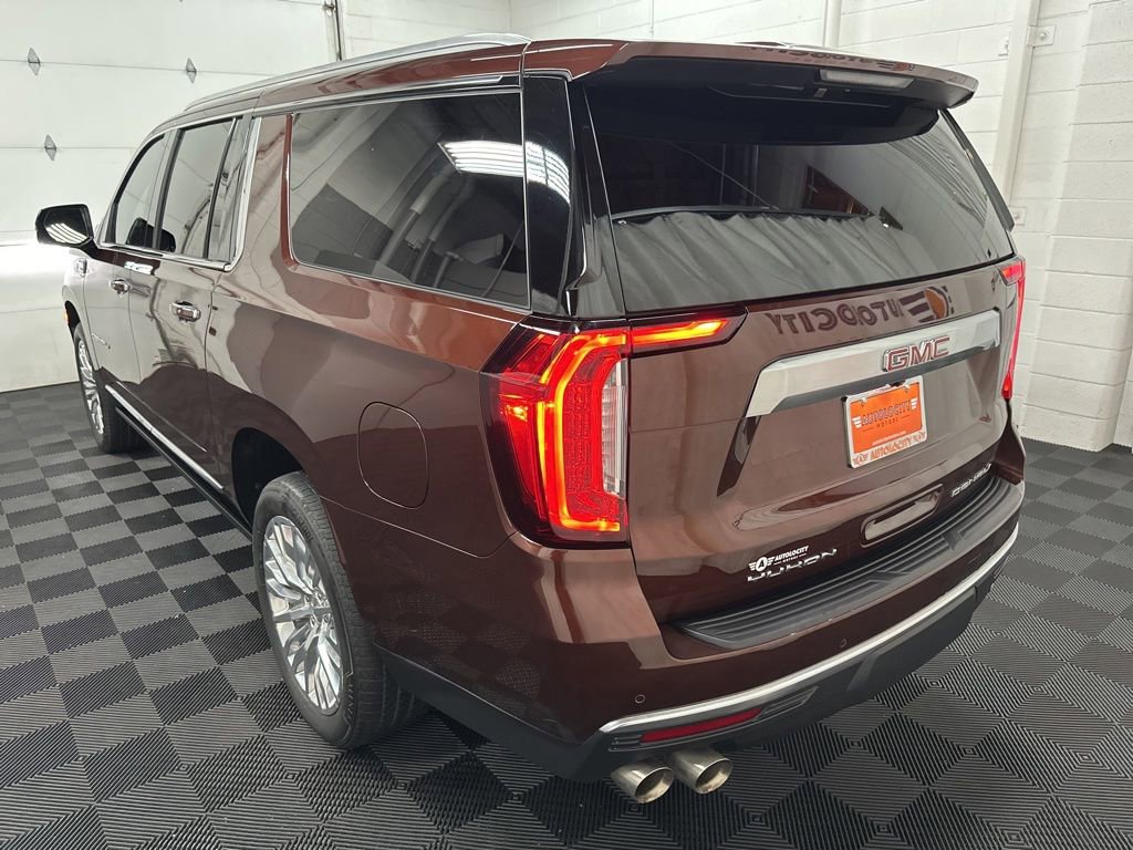 Used 2023 GMC Yukon XL Denali w/ Max Trailering Package AWD/4WD image 7
