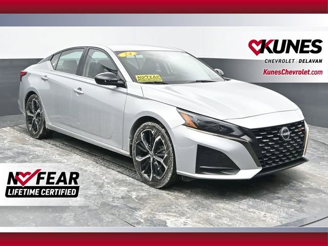 Used 2024 Nissan Altima 2.5 SR