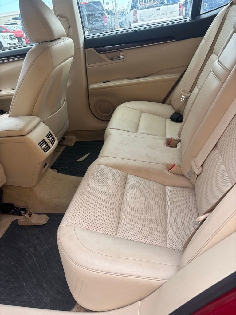 Used 2015 Lexus ES 350 w/ Ultra Luxury Package image 10