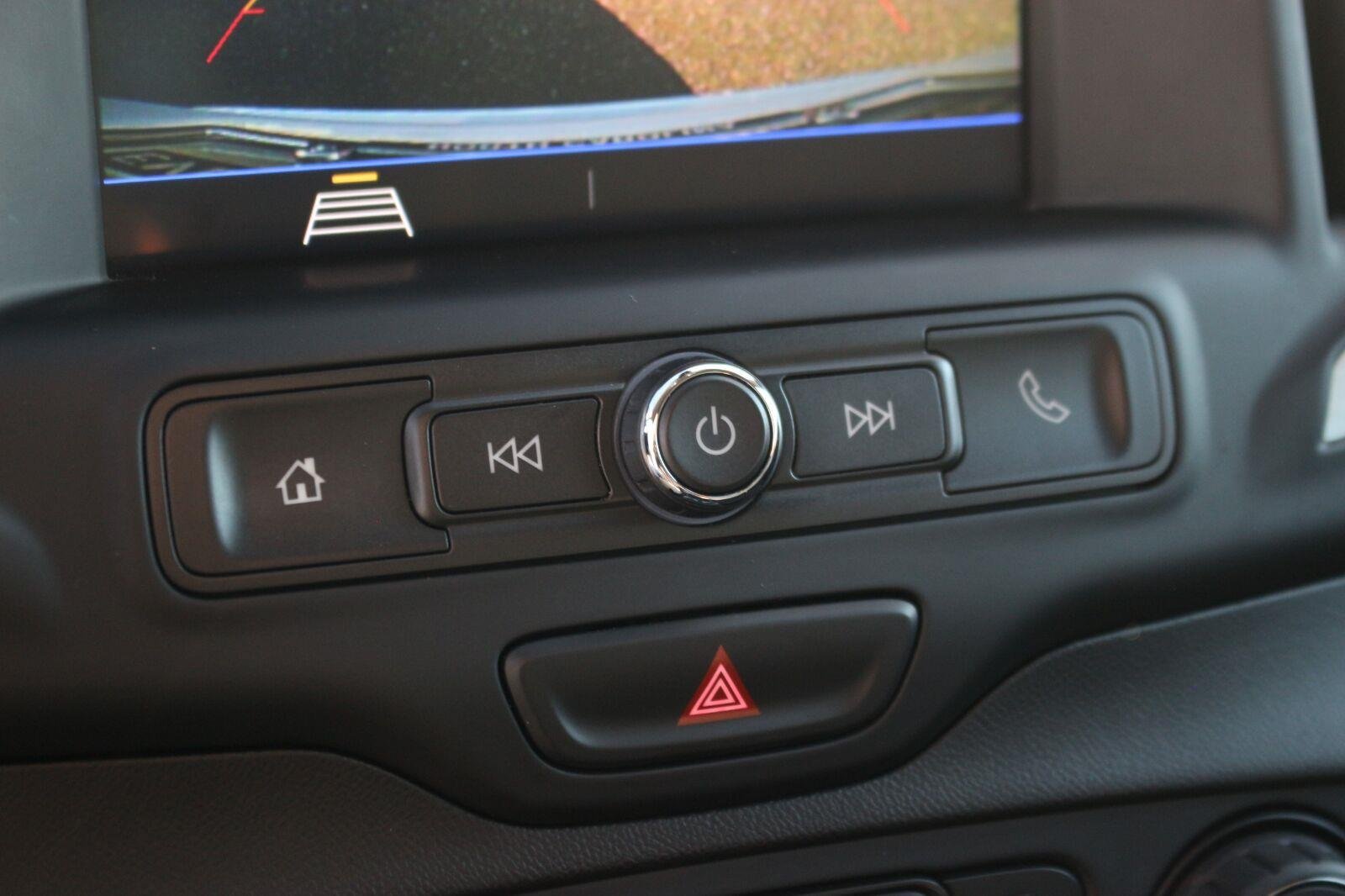 Used 2020 GMC Terrain SLE FWD image 24