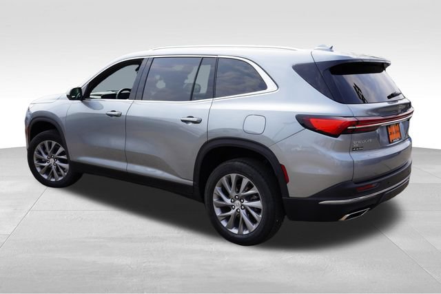 Used 2026 Buick Enclave Preferred AWD/4WD image 8