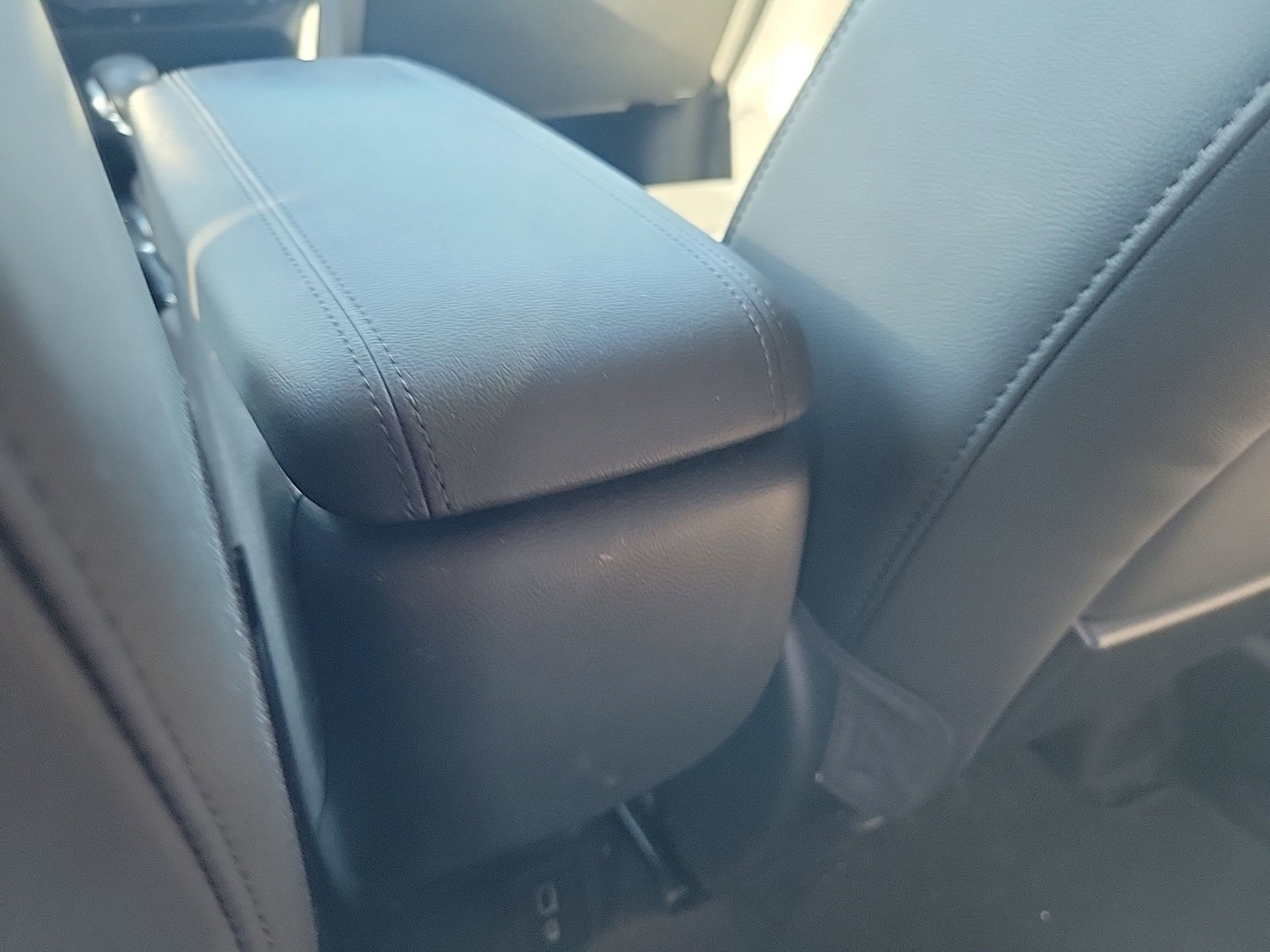 Used 2023 Buick Encore GX Select w/ Sport Touring Package image 20