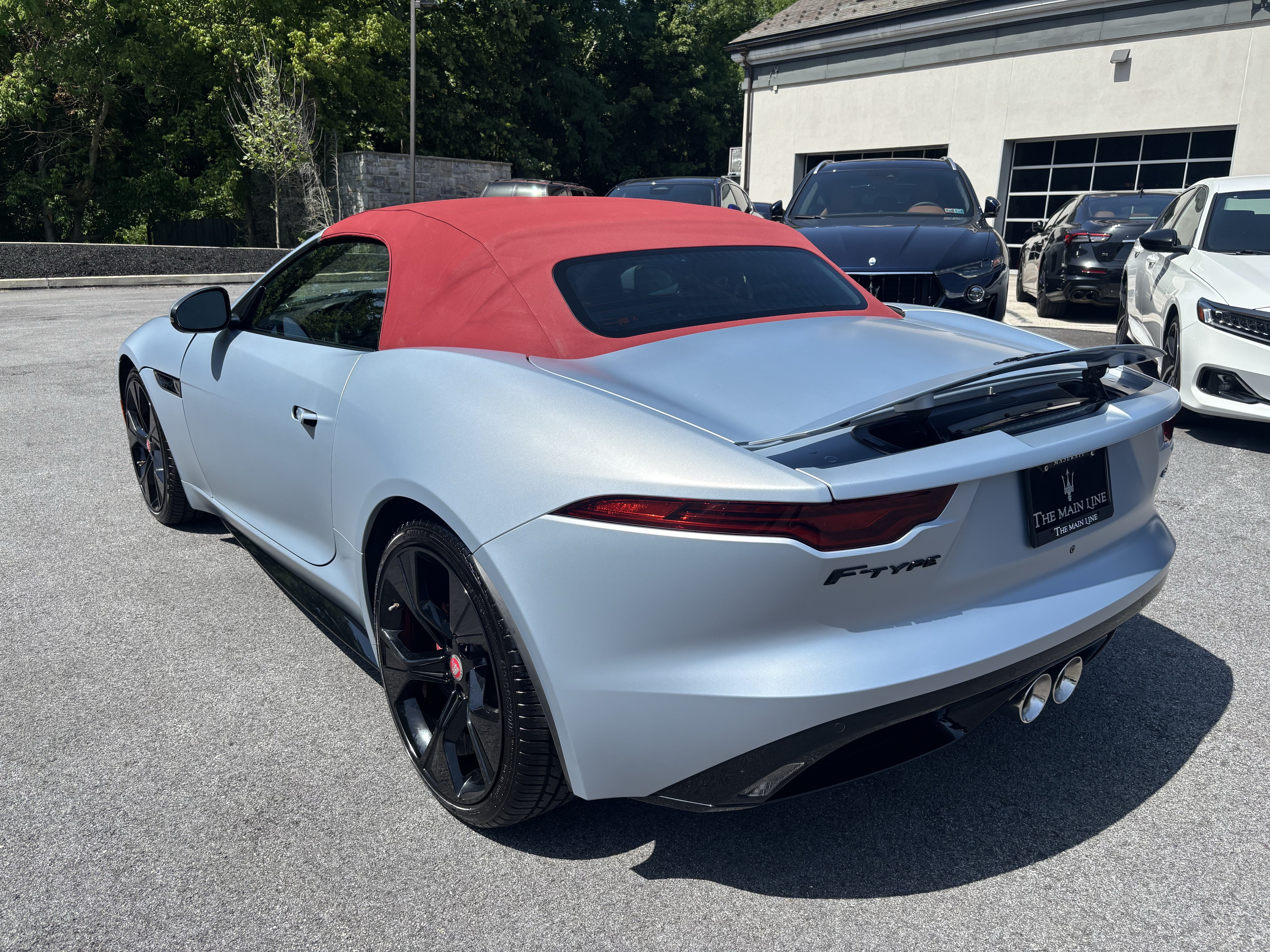 Used 2021 Jaguar F-TYPE R-Dynamic AWD/4WD image 15