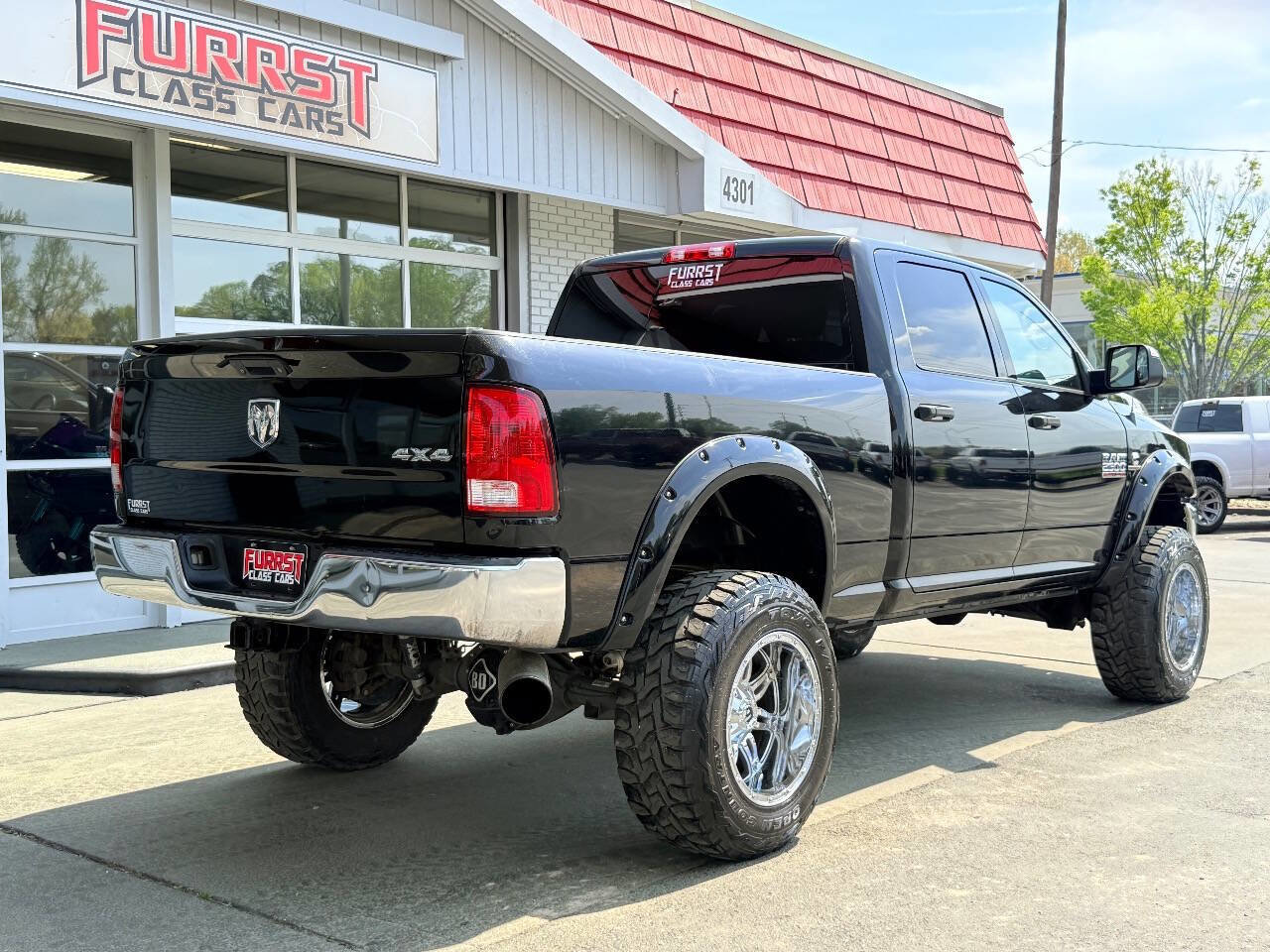 Used 2013 RAM 2500 Tradesman w/ Chrome Appearance Group AWD/4WD image 3