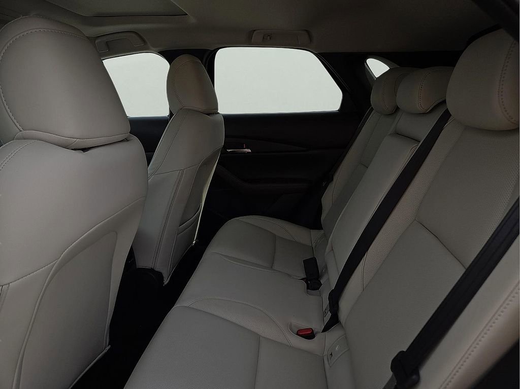 Used 2022 MAZDA CX-30 2.5 Turbo w/ Premium Package image 10