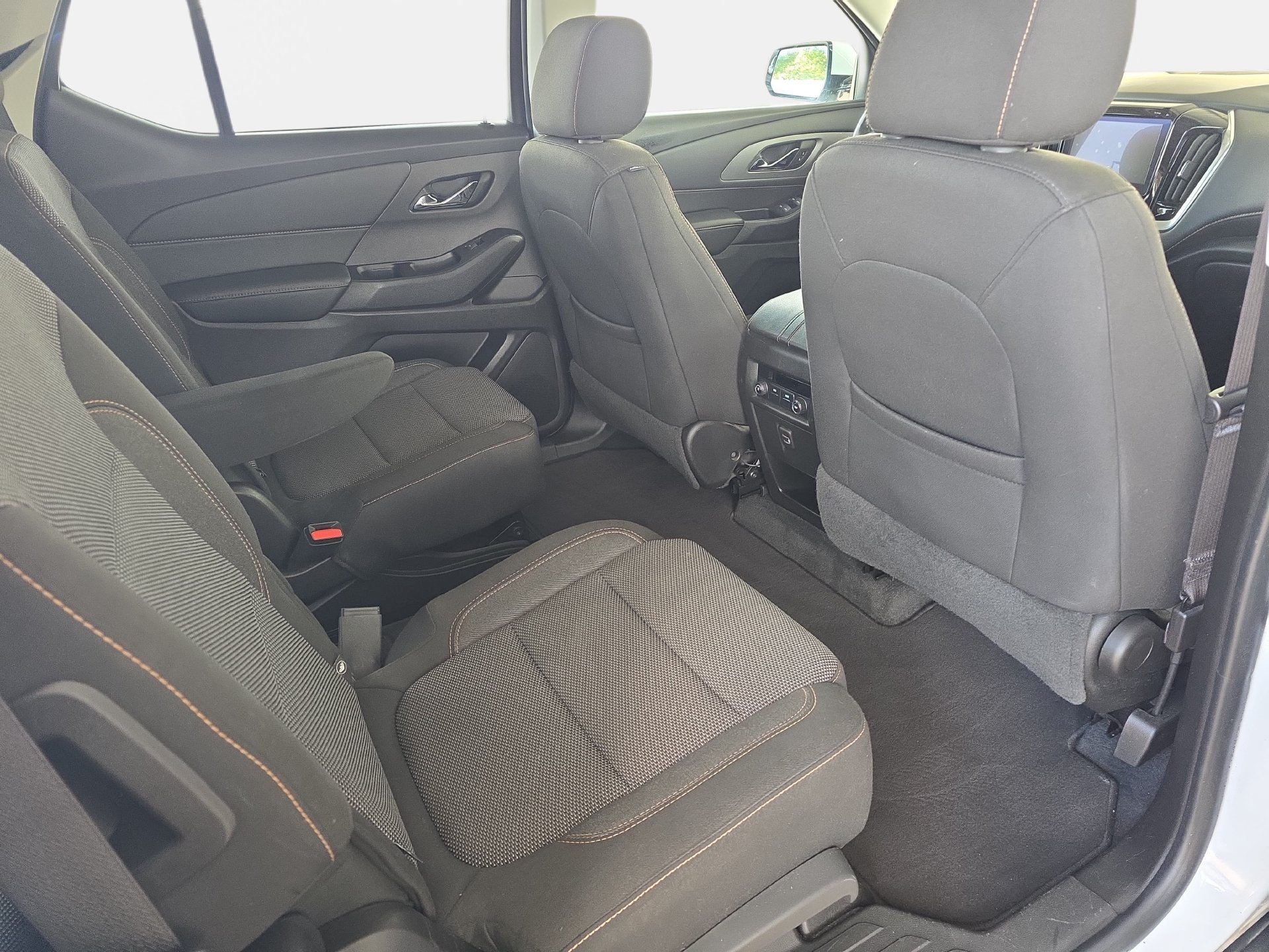 Used 2019 Chevrolet Traverse LT AWD/4WD image 11