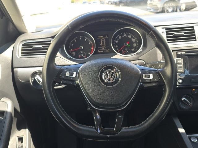 Used 2015 Volkswagen Jetta SE FWD image 13