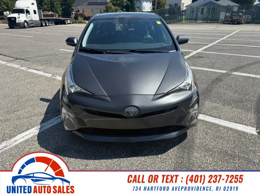 Used 2016 Toyota Prius Four FWD image 8