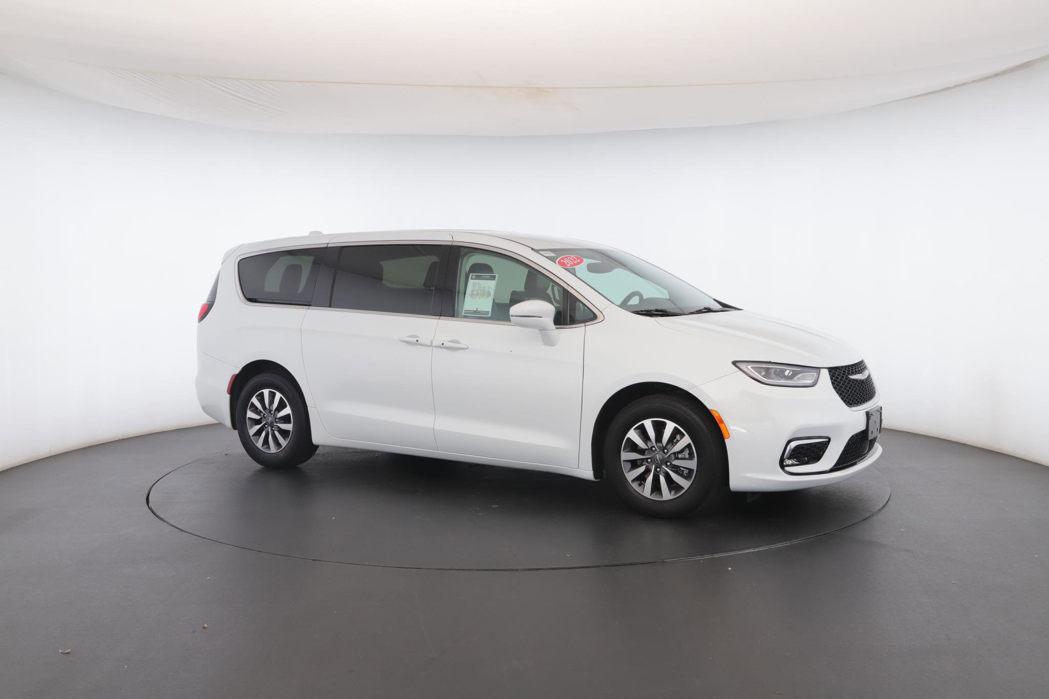 Used 2022 Chrysler Pacifica Touring-L image 32