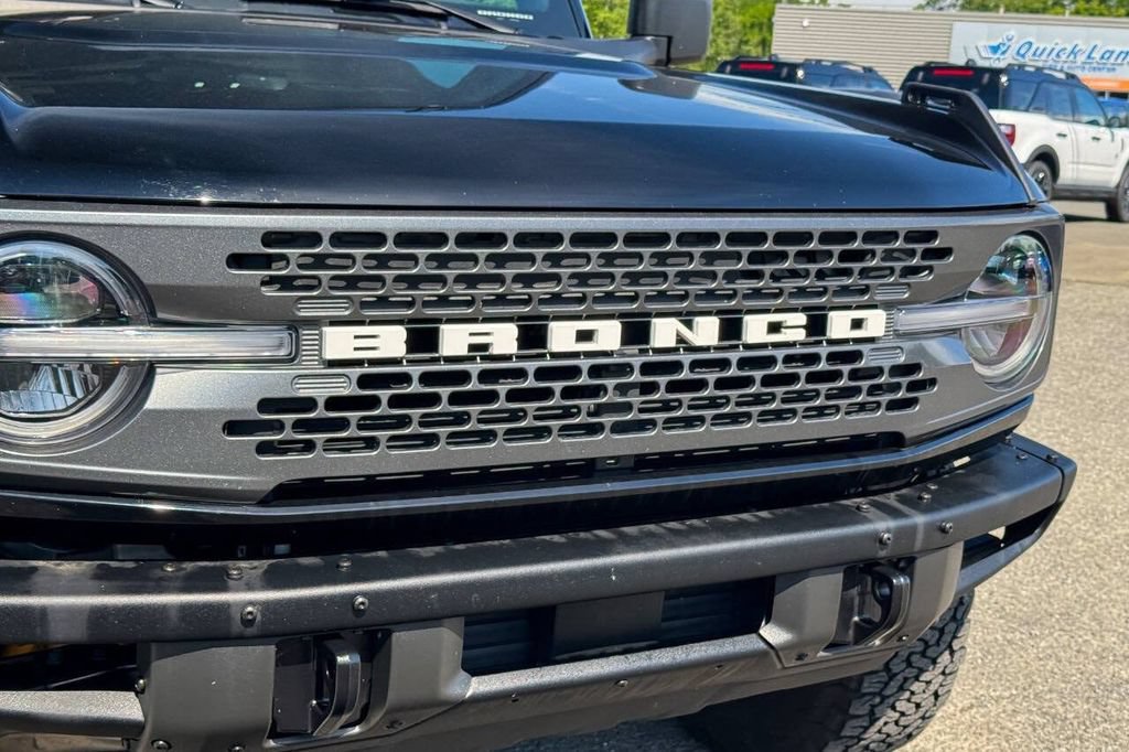 Used 2024 Ford Bronco Badlands AWD/4WD image 9