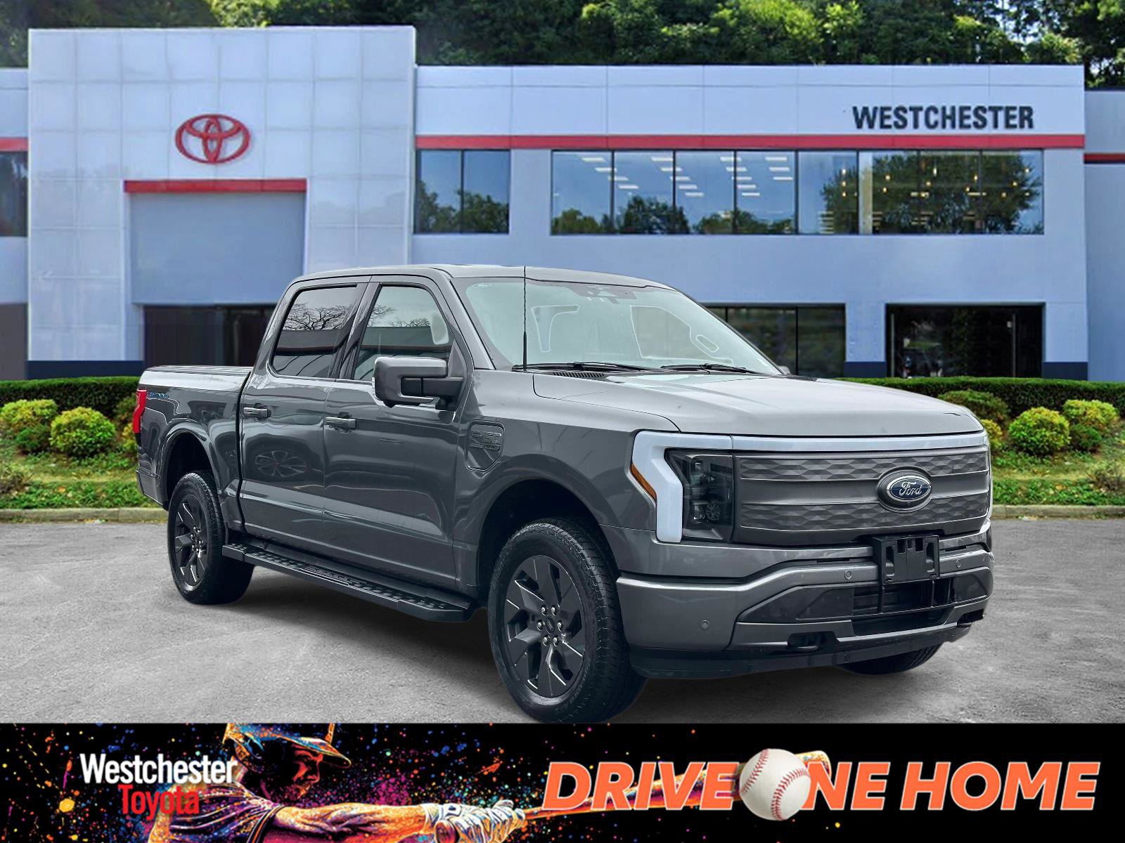 Used 2023 Ford F150 Lightning Lariat image 1