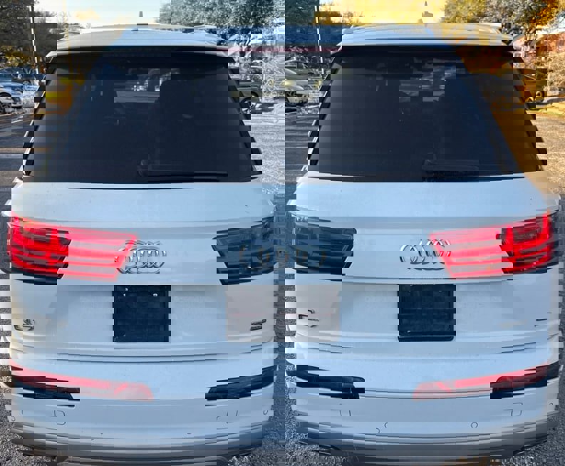 Used 2017 Audi Q7 2.0T Premium Plus w/ Premium Plus Package image 6