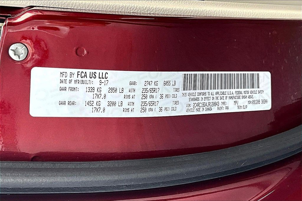 Used 2018 Chrysler Pacifica Touring-L image 17