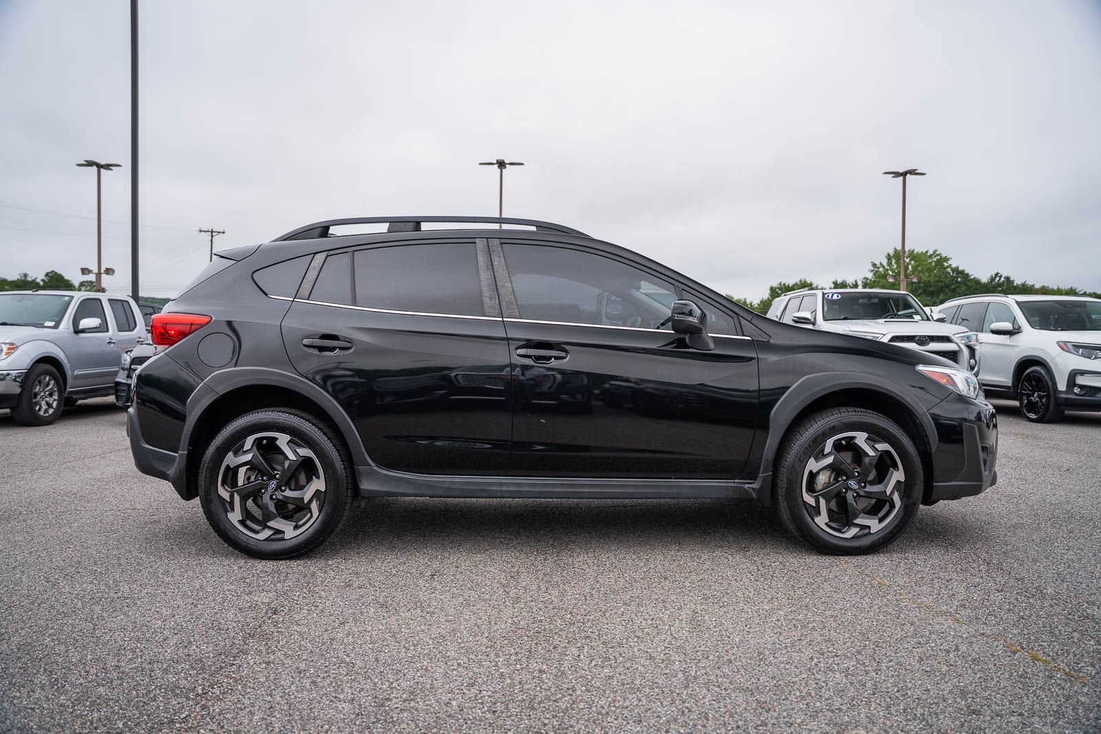 Used 2023 Subaru Crosstrek 2.5i Limited AWD/4WD image 8