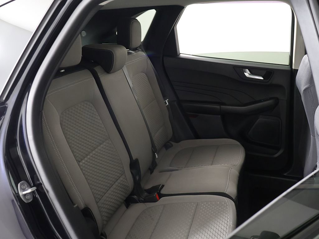 Used 2021 Ford Escape SE w/ SE Sport Appearance Package image 28