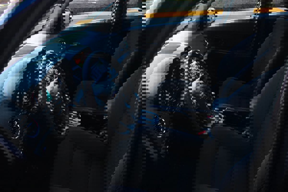 Used 2016 Chevrolet Cruze LT w/ Technology Package image 16