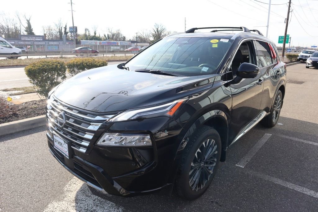 Certified 2025 Nissan Rogue Platinum image 9