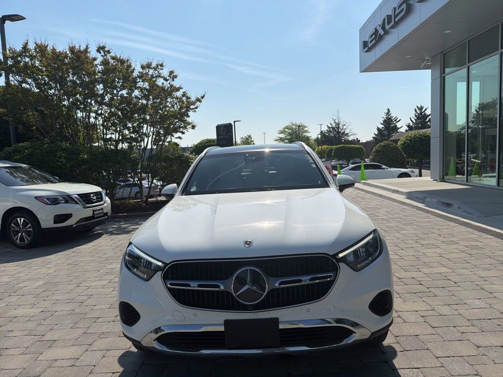 Used 2023 Mercedes-Benz GLC 300 4MATIC image 25