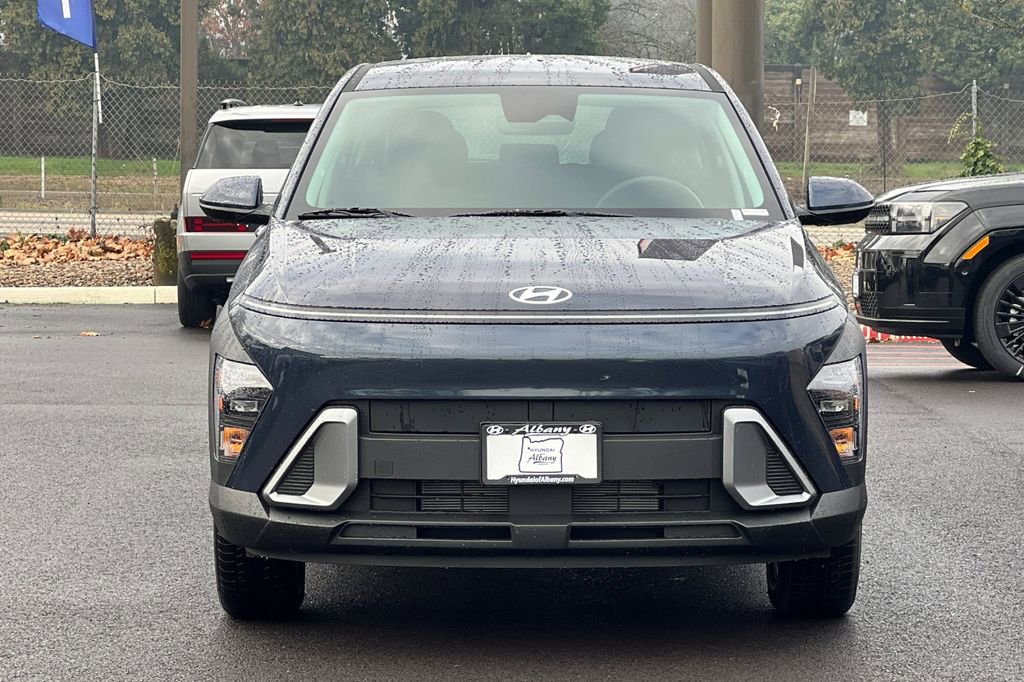 New 2026 Hyundai Kona SE image 3