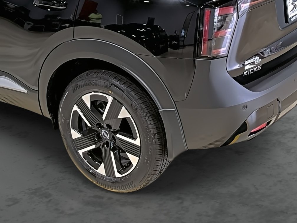 New 2026 Nissan Kicks SV w/ Cold Weather Package AWD/4WD image 11