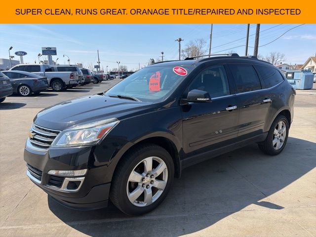 Used 2017 Chevrolet Traverse LT w/ Style and Technology Package FWD image 4