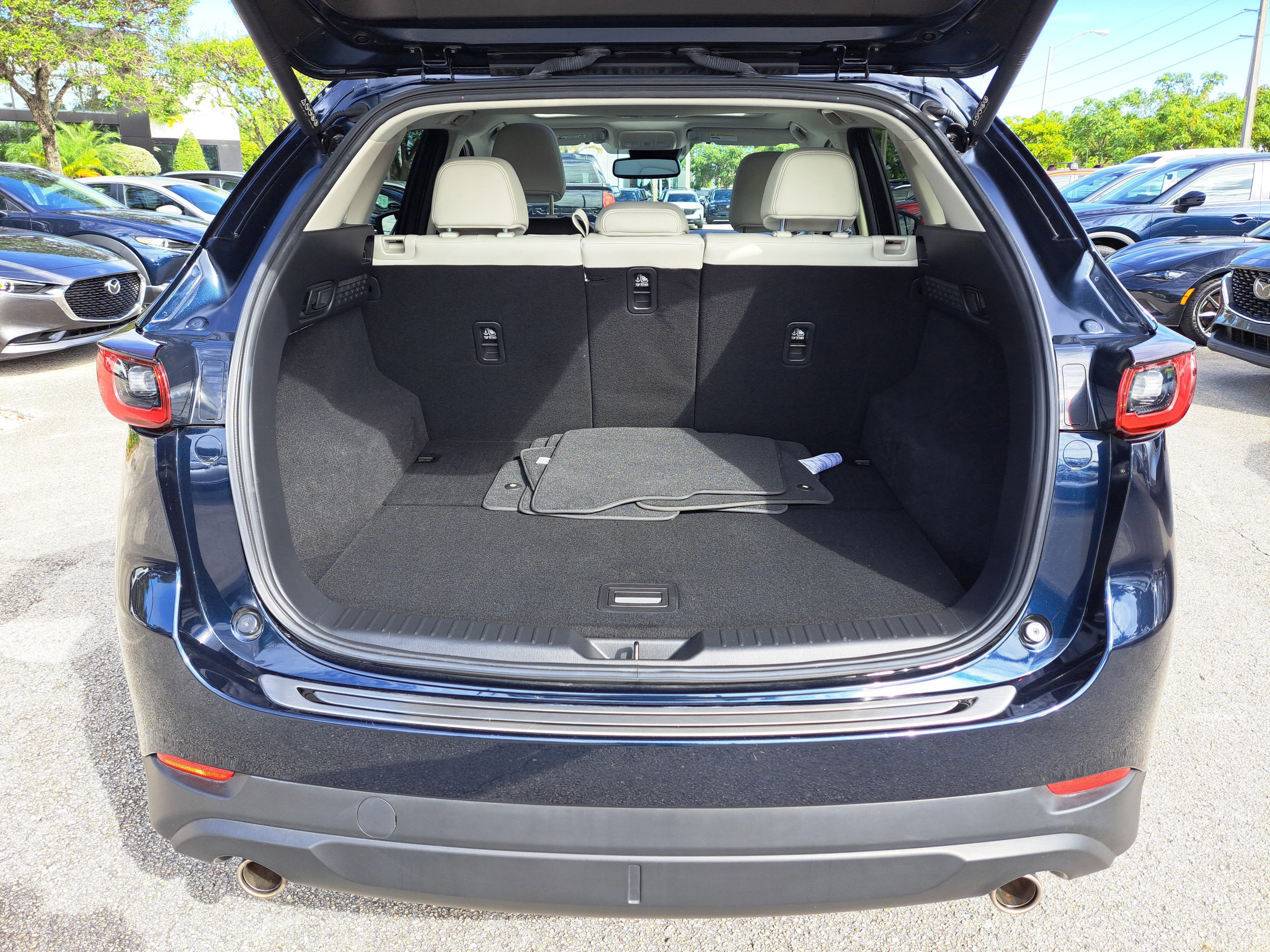 Certified 2023 MAZDA CX-5 AWD 2.5 S w/ Premium Plus Pkg image 5