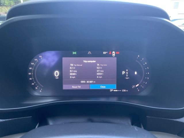 Certified 2024 Volvo XC40 B5 Ultimate w/ Protection Package Premier AWD/4WD image 18