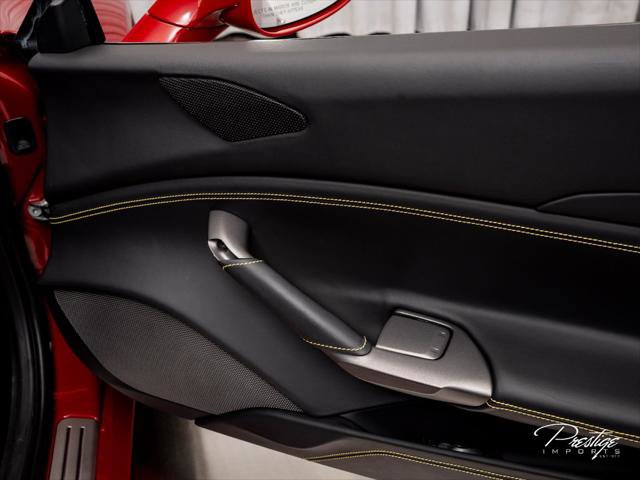 Used 2018 Ferrari 488 GTB RWD image 34