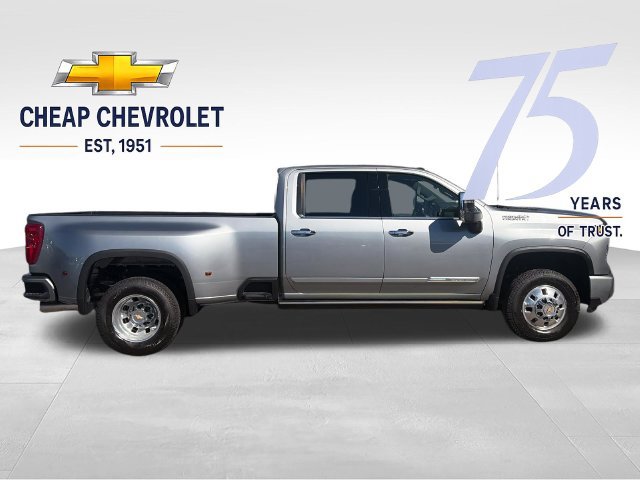 New 2026 Chevrolet Silverado 3500 High Country w/ Technology Package AWD/4WD image 6