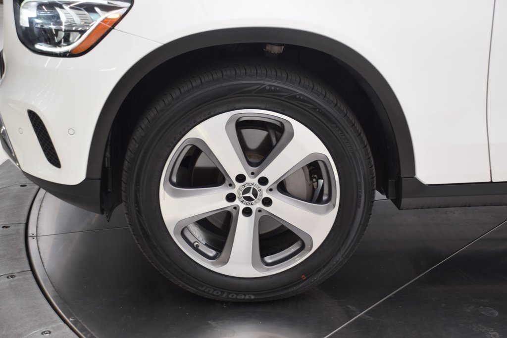 Used 2022 Mercedes-Benz GLC 300 image 11