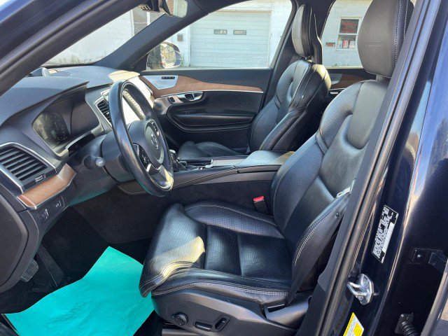 Used 2017 Volvo XC90 T6 Inscription w/ Vision Package AWD/4WD image 8