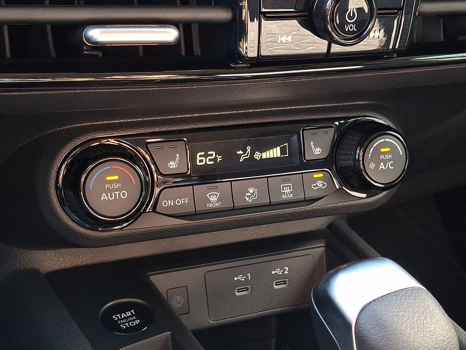 Certified 2026 Nissan Kicks SV w/ Cold Weather Package FWD image 16