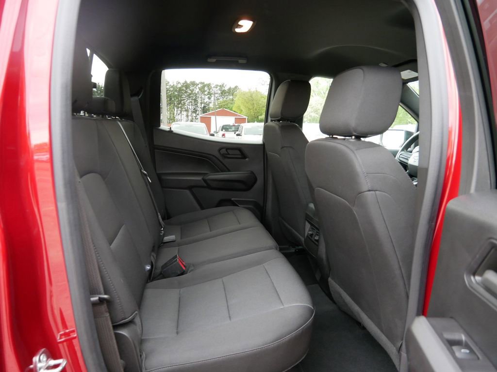 Used 2023 Chevrolet Colorado Trail Boss w/ LPO, Dark Essentials Package AWD/4WD image 9