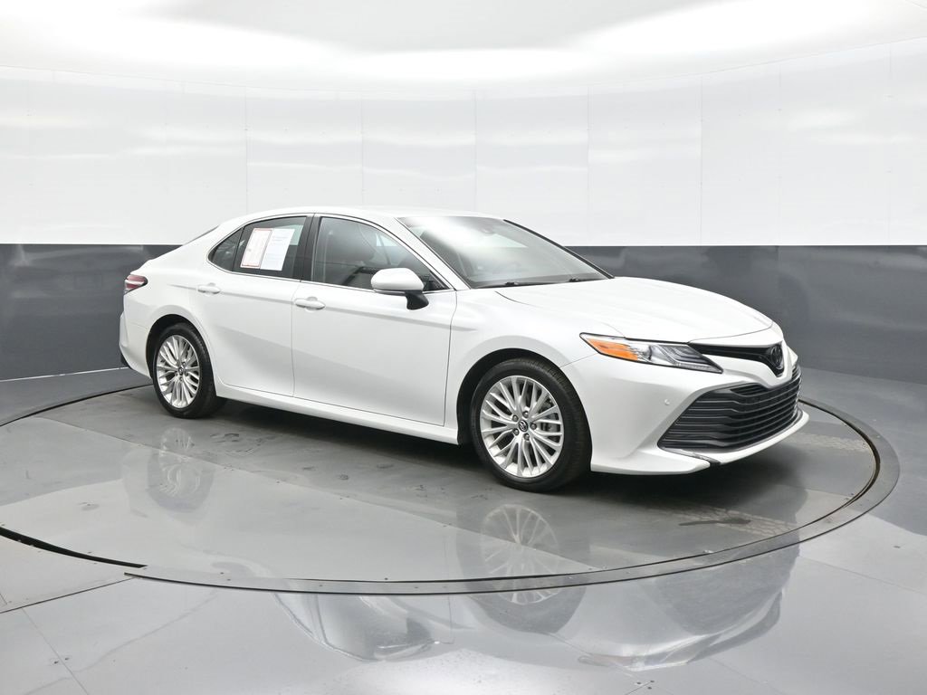 Used 2018 Toyota Camry XLE