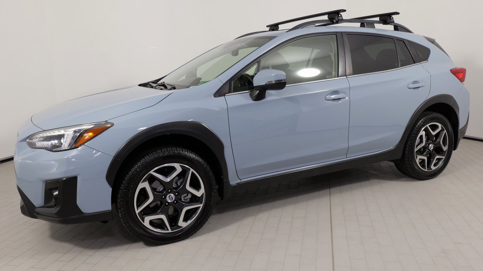 Used 2018 Subaru Crosstrek 2.0i Limited image 1
