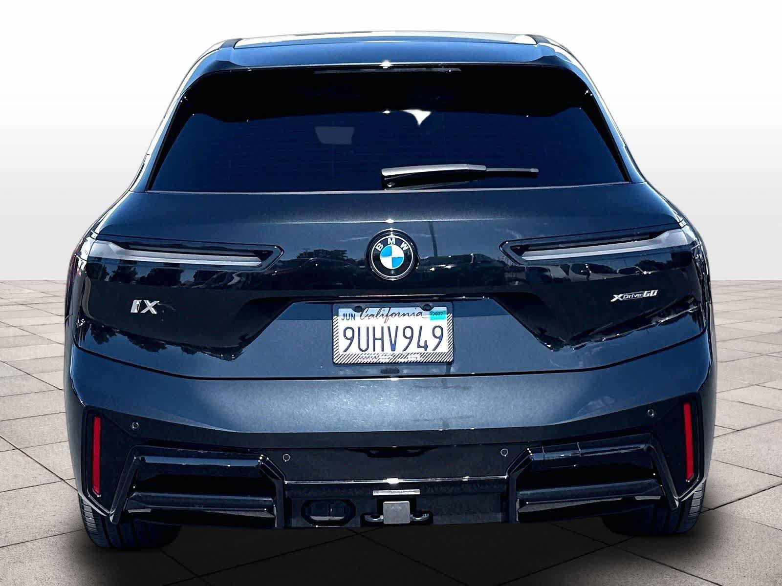Used 2026 BMW iX xDrive60 w/ M Sport Package AWD/4WD image 8
