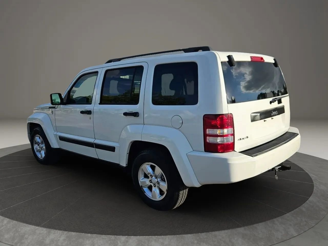 Used 2010 Jeep Liberty Sport w/ Popular Equipment Group image 6