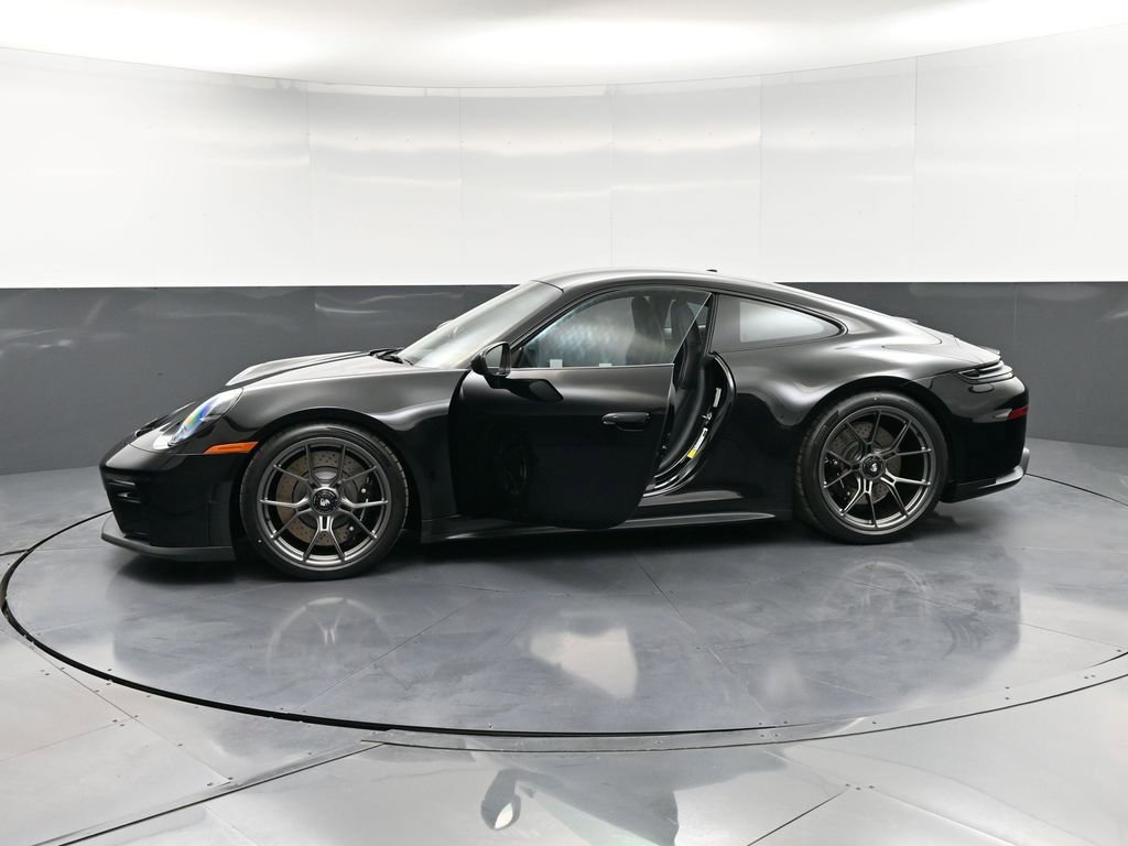 New 2026 Porsche 911 GT3 image 38