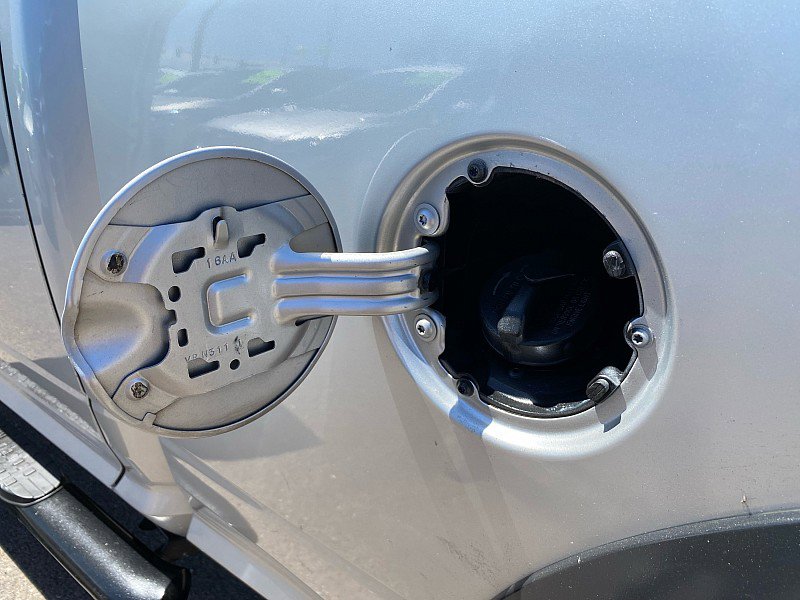 Used 2018 RAM 2500 Tradesman w/ Chrome Appearance Group image 27