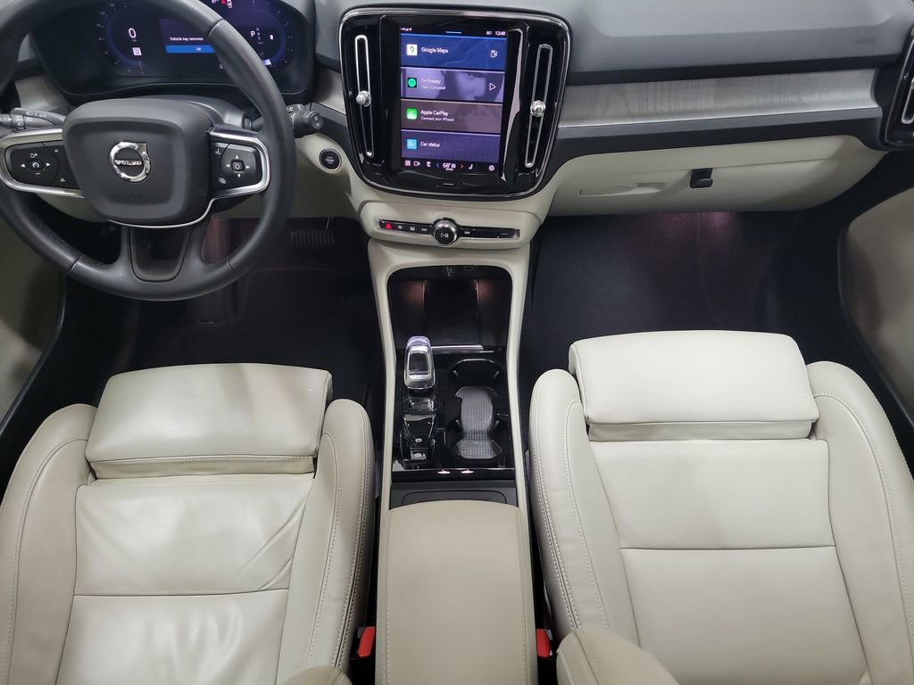 Certified 2023 Volvo XC40 B4 Plus w/ Driver Assist Package image 16