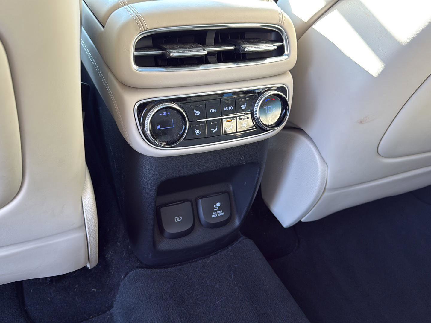 Used 2024 Genesis GV80 3.5T w/ Prestige Package image 10