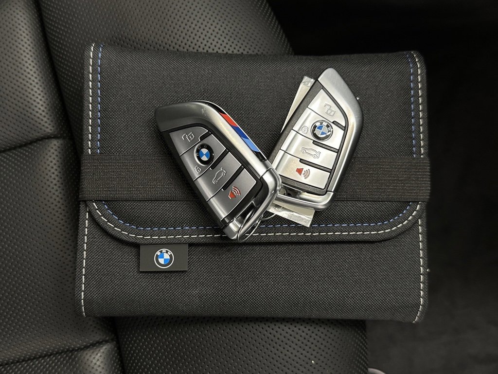 Used 2025 BMW M850i xDrive image 45