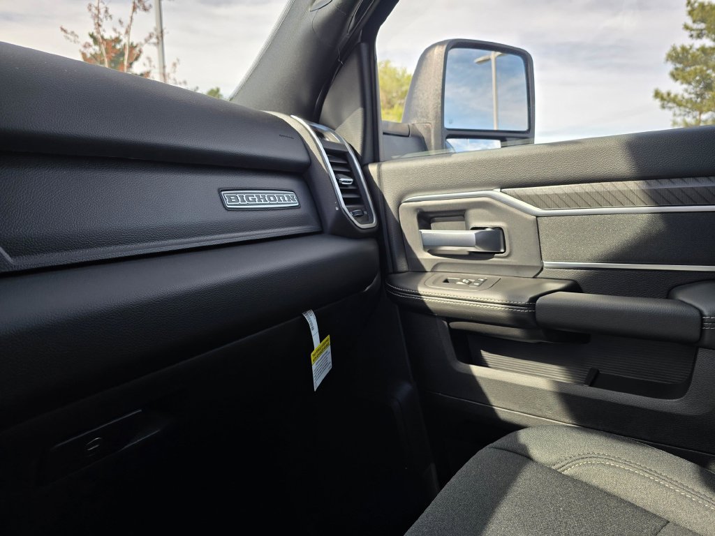 New 2026 RAM 3500 Big Horn AWD/4WD image 26