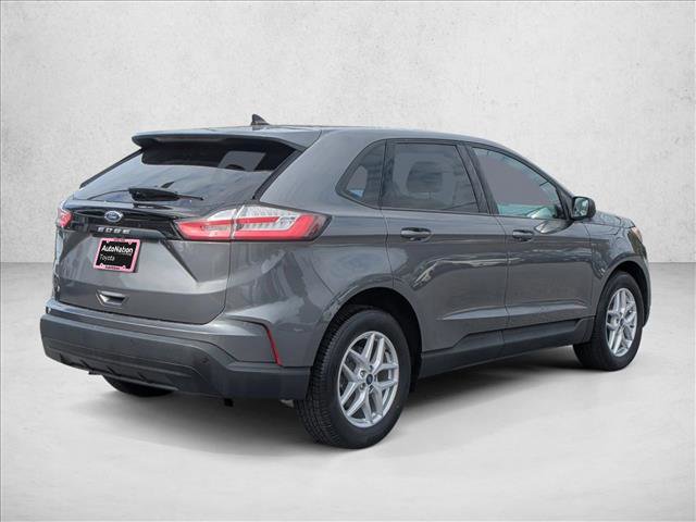 Used 2021 Ford Edge SE image 8