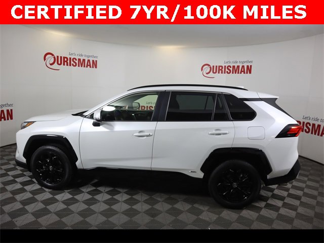 Used 2024 Toyota RAV4 SE image 5