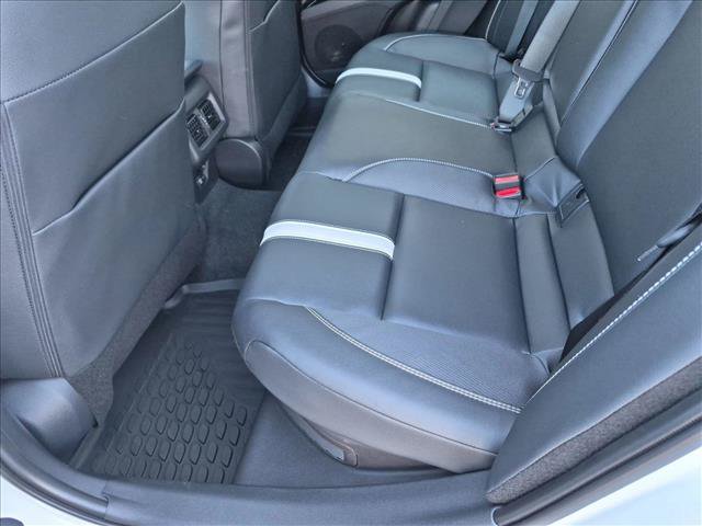 New 2026 Toyota Camry Hybrid AWD/4WD image 15