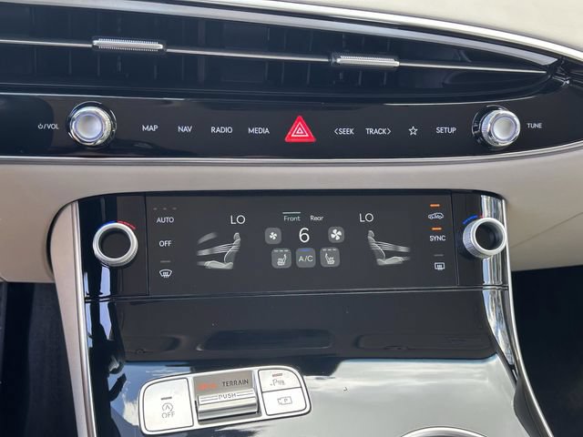 New 2026 Genesis GV70 2.5T AWD/4WD image 28