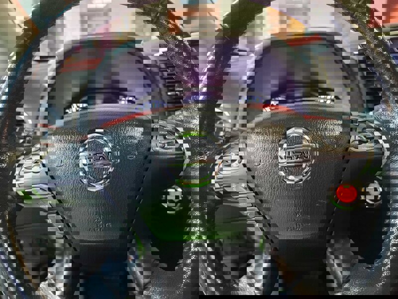 Used 2017 Nissan Pathfinder SV image 25