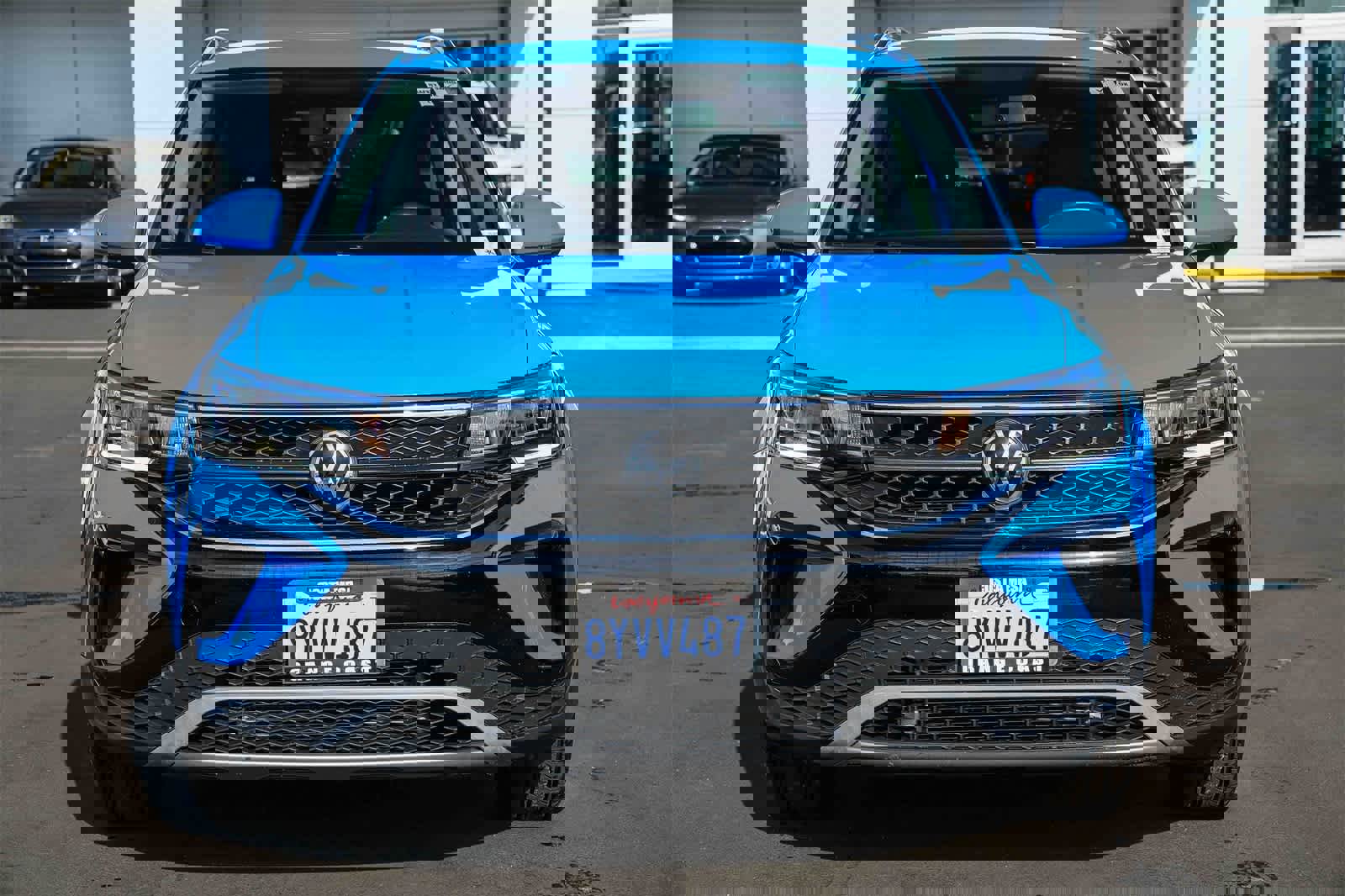 Used 2022 Volkswagen Taos SE image 2