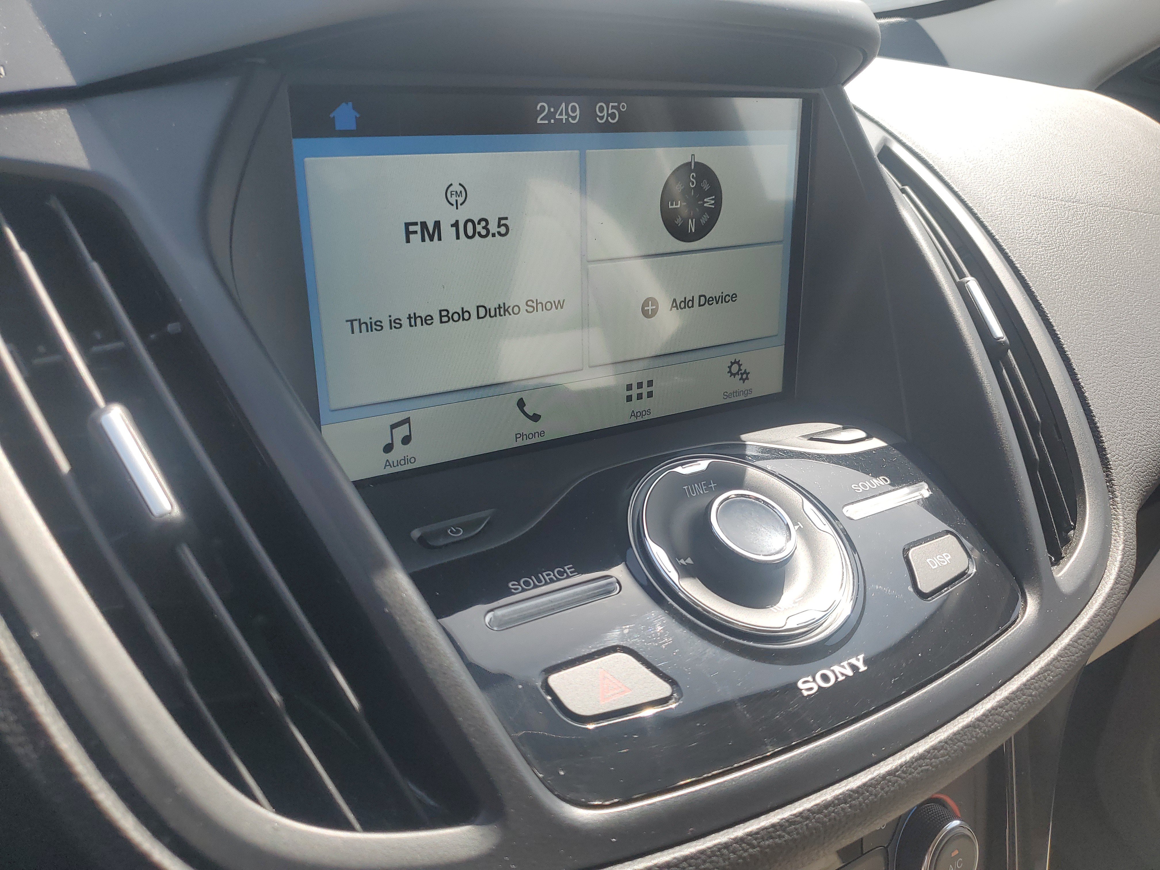 Used 2017 Ford Escape Titanium FWD image 17